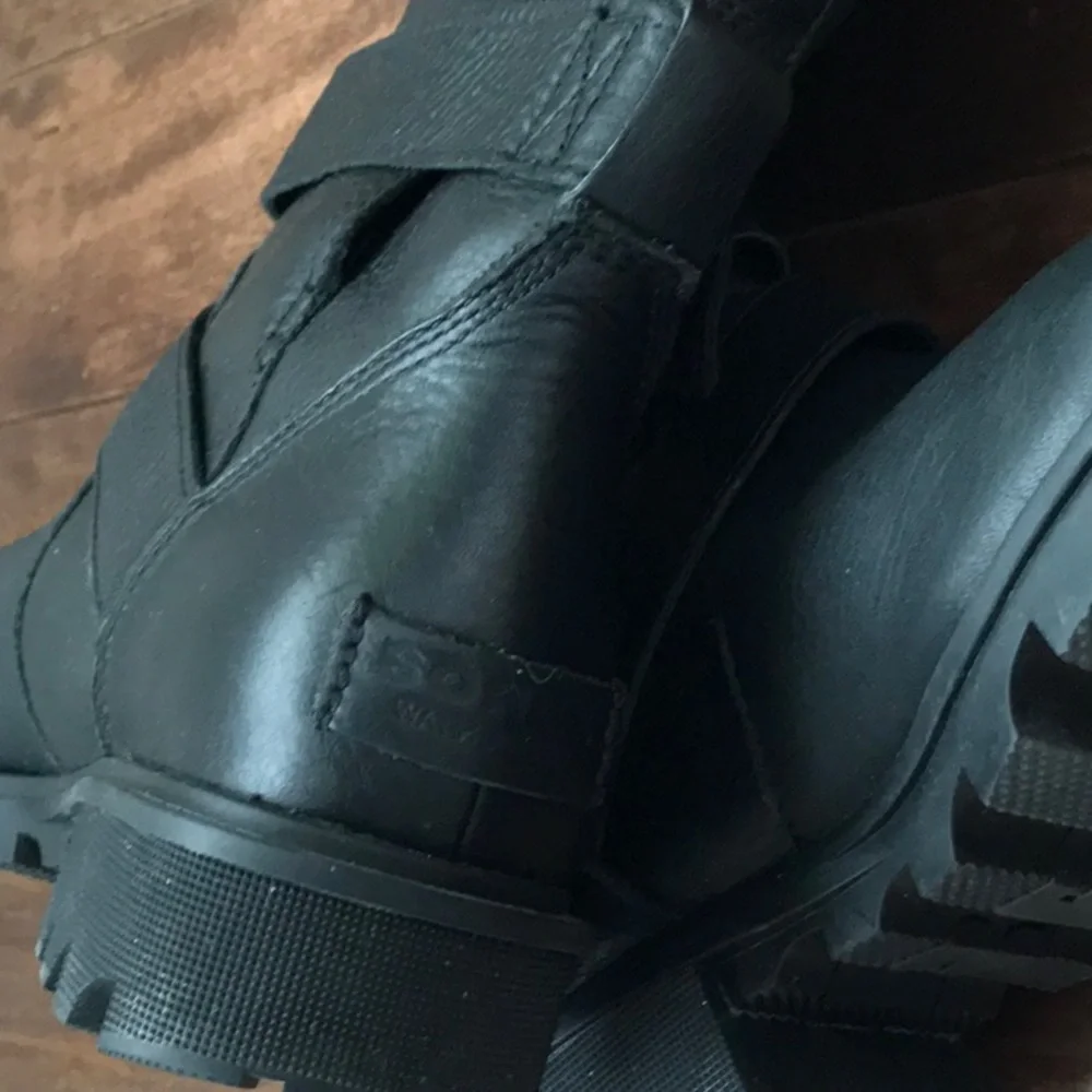 Sorel Phoenix Leather Boots- Black- Size 9.5 - Picture 5 of 10